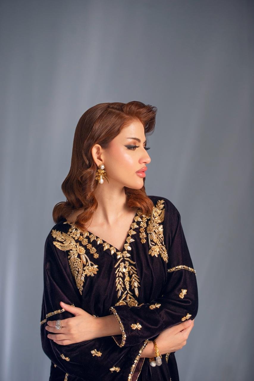 Regalia edit RE 05 - Image 2